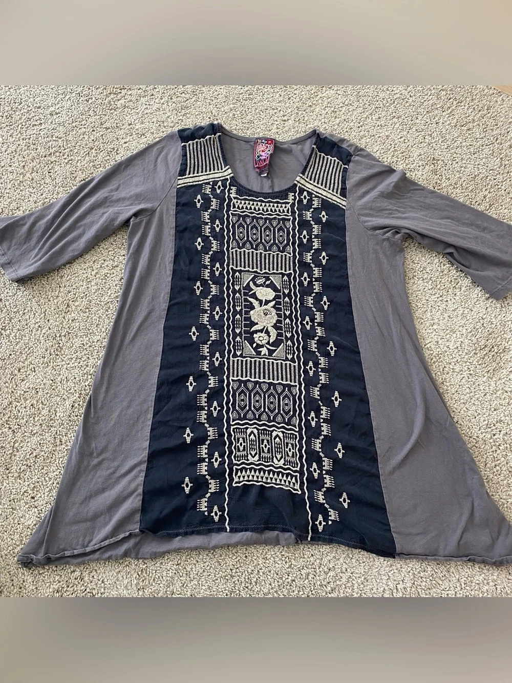 Johnny Was XL Georgette Gray Embroidered Blouse with Flower Tribal Boho Festival - Picture 1 of 7